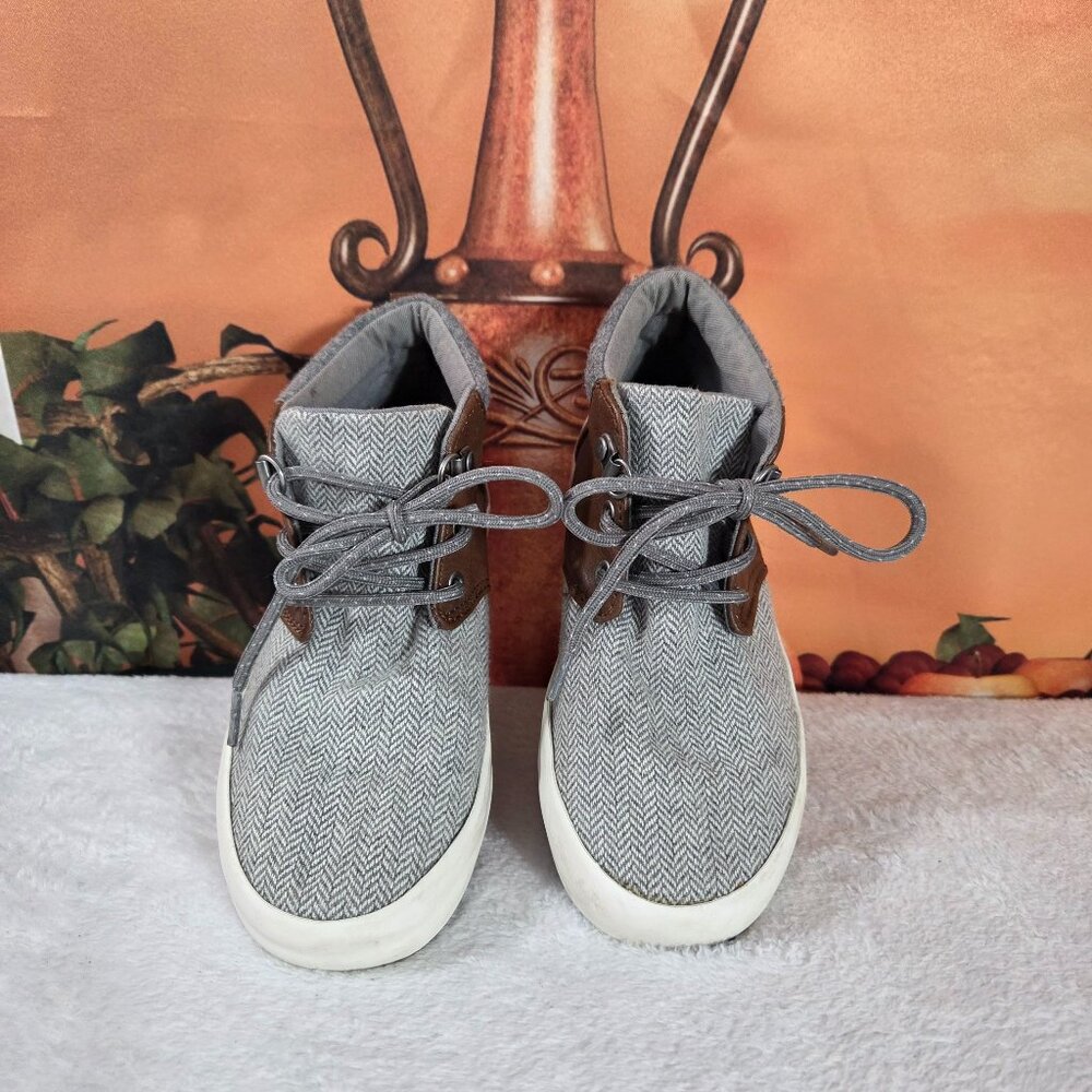 Kids Old Navy, Size 13 Youth, Gray Herringbone Cool Casual Mid-Top Sneakers
